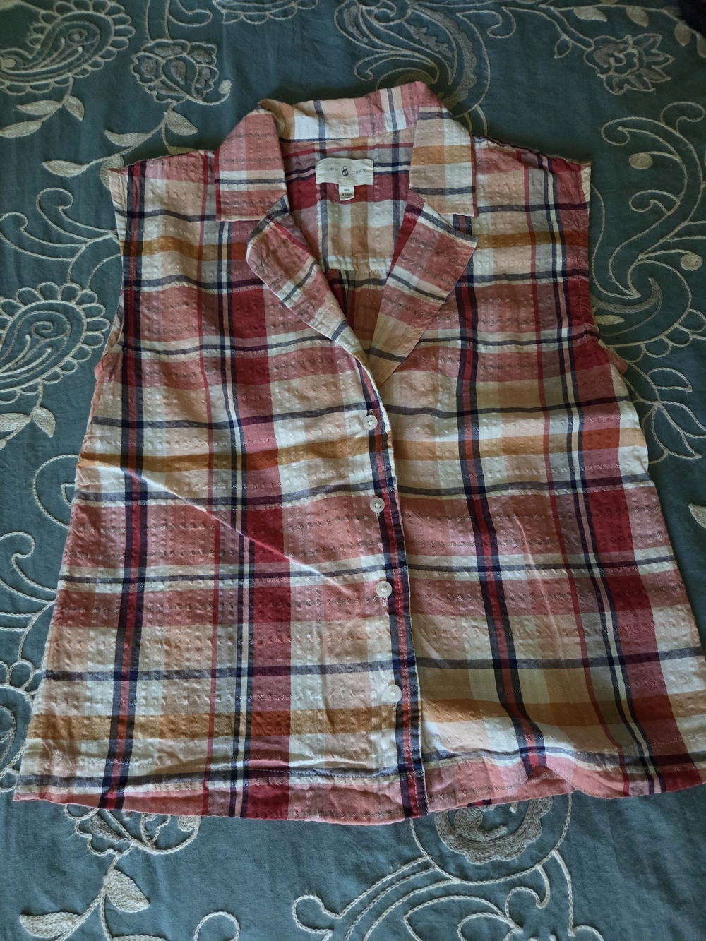 Sleeveless Plaid Button-Front Top in Coral and Cream